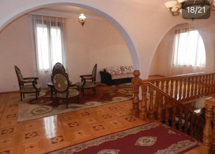 Hotel G I O Samtredia Экстерьер фото